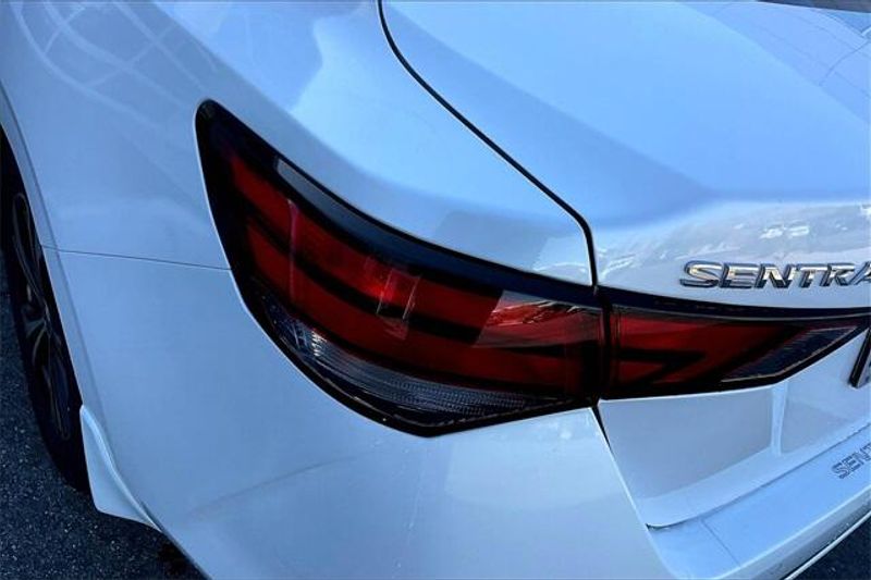 2022 Nissan Sentra SVImage 28