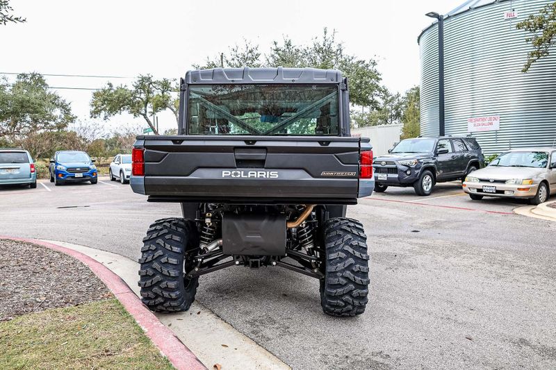 2025 Polaris RANGER CREW XP 1000 NORTHSTAR EDITION ULTIMATE STEALTH GRAYImage 11