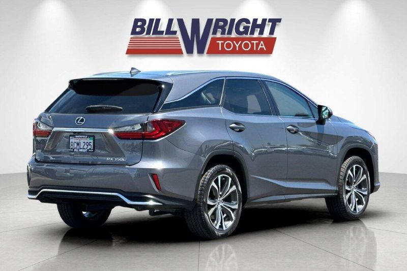 Used 2018 Lexus RX 350LImage 3