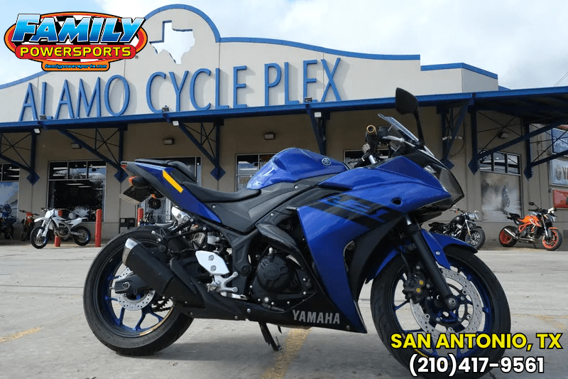 2018 Yamaha YZFR3 BLUE AND BLACKImage 1