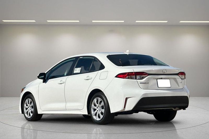 New 2025 Toyota Corolla LEImage 5