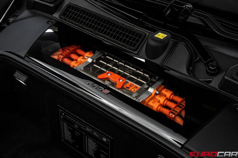 Used 2024 Ferrari SF90 Spider *ATELIER SPEC * HUGE CARBON FIBER OPTIONS*Image 12