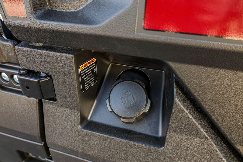 NEW 2026 KAWASAKI MULE PROFXT 820 EPS Image 12