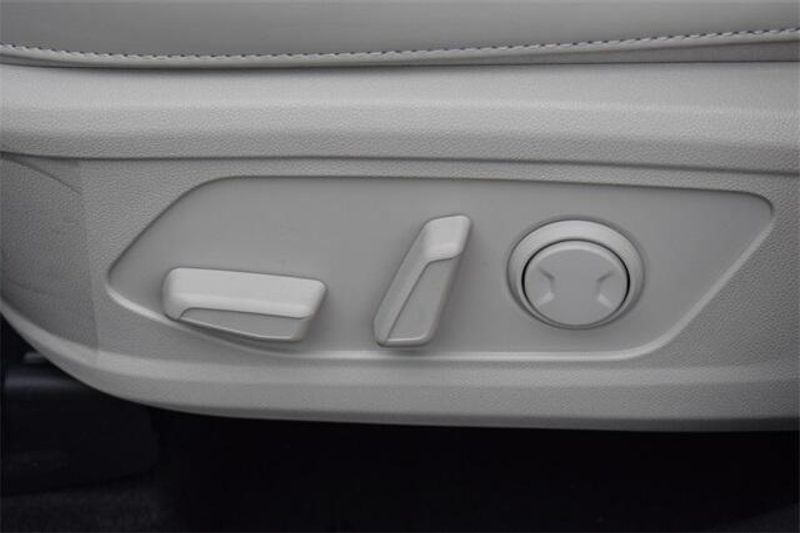New 2025 Kia Sorento Hybrid EXImage 22