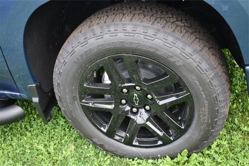2024 Chevrolet Silverado 1500 CustomImage 13