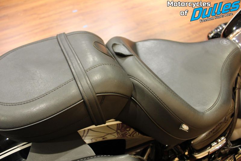 2021 BMW R18 Image 13