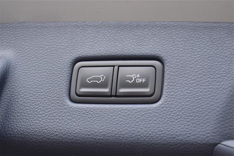 2025 Kia Carnival SX PrestigeImage 18