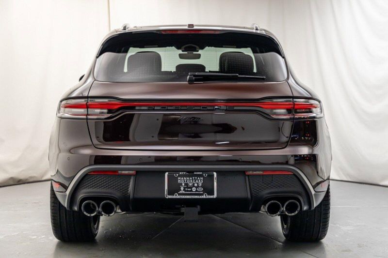 2024 Porsche Macan Image 4