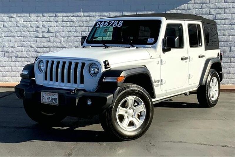 2018 Jeep Wrangler Unlimited Sport SImage 1