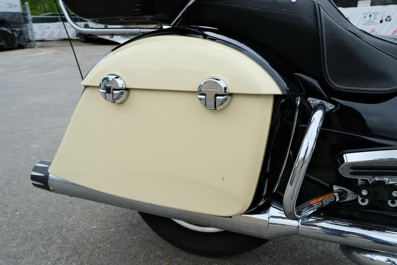 USED 2017 INDIAN MOTORCYCLE ROADMASTER Image 12