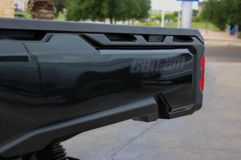2025 Can-Am DEFENDER MAX LONE STAR HD10 STEALTH BLACK Image 26