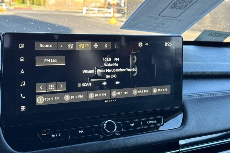 Used 2025 Mitsubishi Outlander SEImage 18