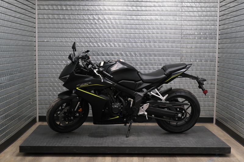 NEW 2026 HONDA CBR650R ECLUTCH Image 6