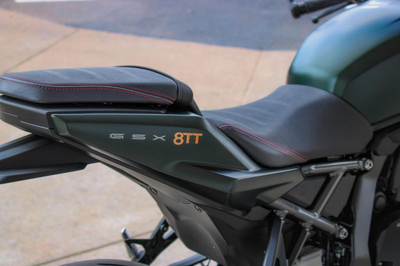 NEW 2026 SUZUKI GSX8TT Image 18