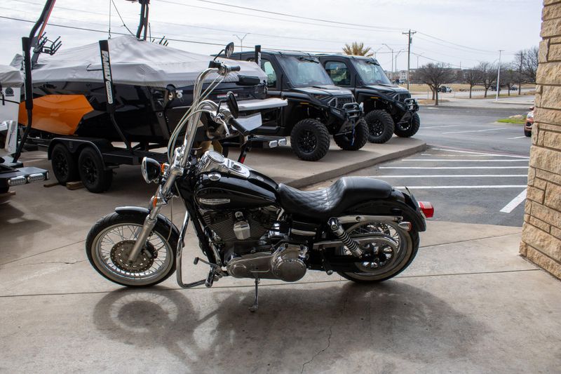 USED 2009 HARLEY DYNA SUPER GLIDE Image 5