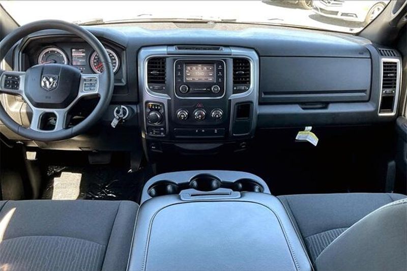 2022 RAM 1500 Classic WarlockImage 14