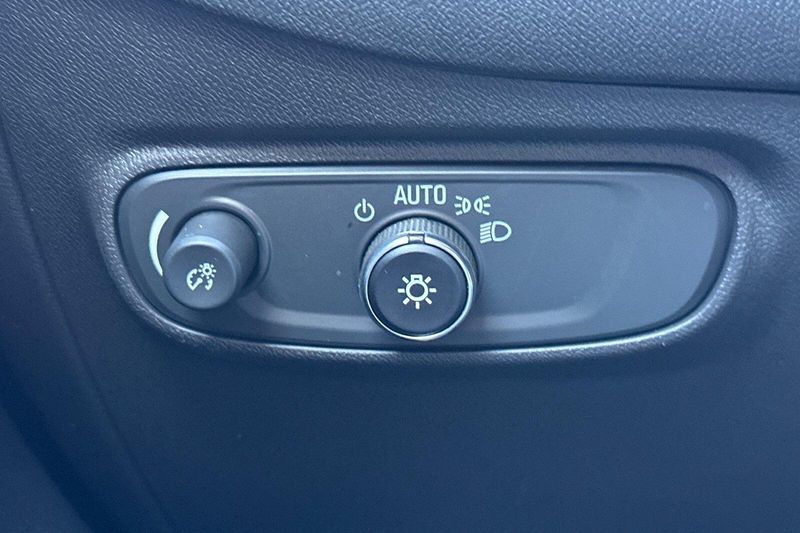 Used 2024 Chevrolet Equinox LSImage 31