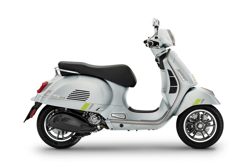 2024 Vespa GTS 300 SUPERTECH  in a GRIGIO ENT exterior color. Cross Country Powersports 732-491-2900 crosscountrypowersports.com 