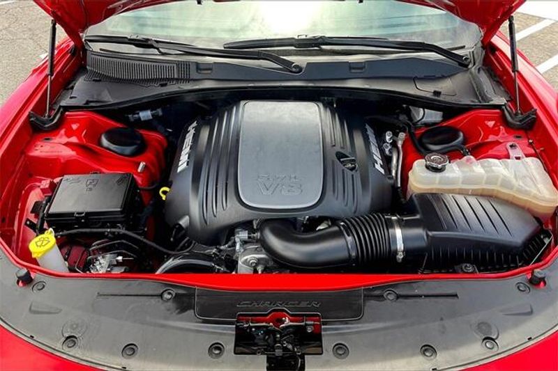 2022 Dodge Charger R/TImage 9