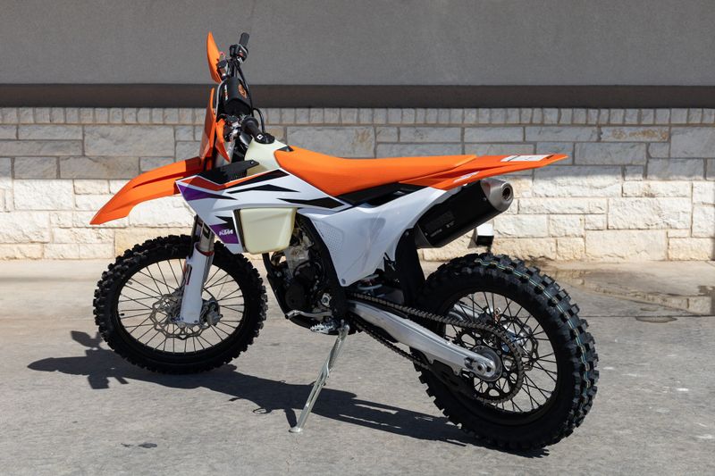 2024 KTM 250 XC F in a ORANGE exterior color. Family PowerSports (877) 886-1997 familypowersports.com 