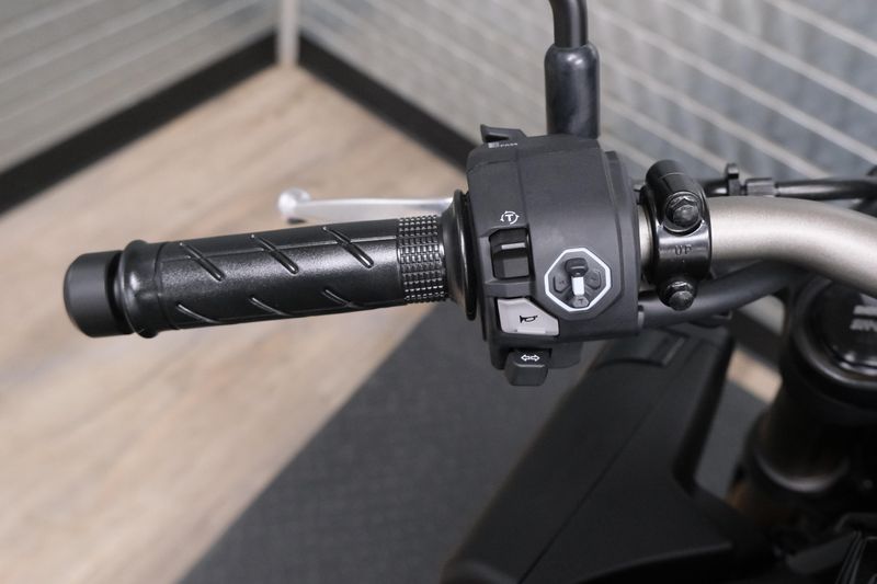 NEW 2026 HONDA CB650R ECLUTCH Image 20