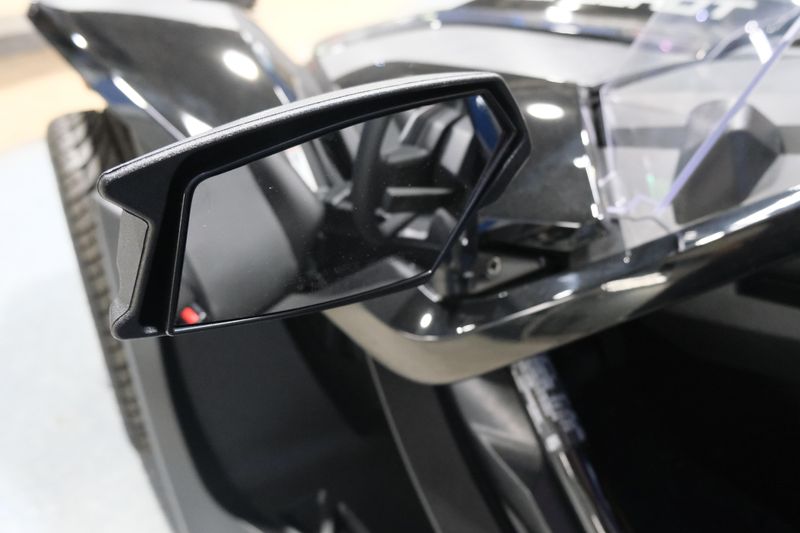 NEW 2025 POLARIS SLINGSHOT SL AUTODRIVE  in a JET BLACK exterior color. Family PowerSports (877) 886-1997 familypowersports.com 