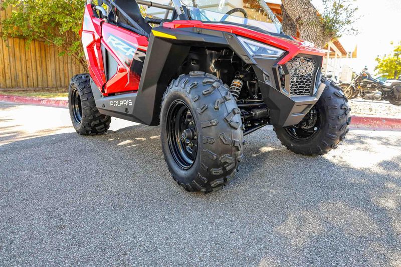 NEW 2026 POLARIS RZR 200 EFI Image 13