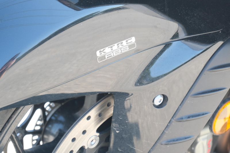 USED 2022 KAWASAKI NINJA ZX14R ABS Image 18