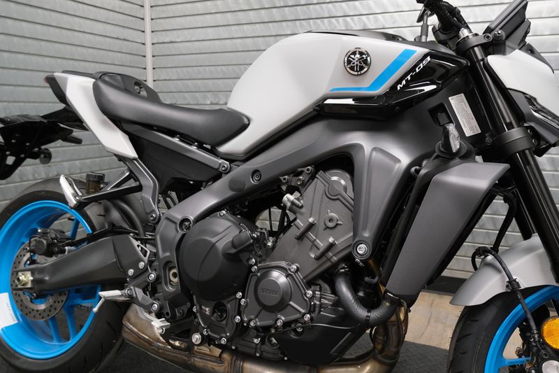 NEW 2026 YAMAHA MT09 Image 10