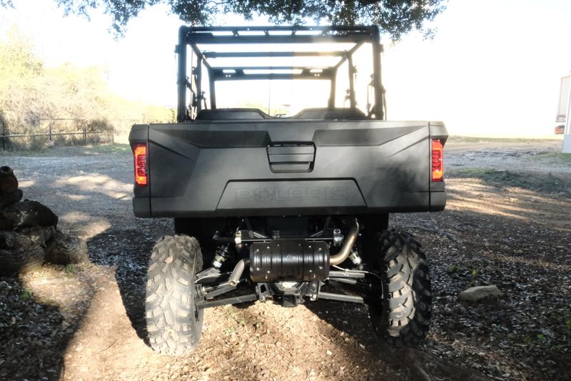 2025 Polaris RANGER CREW SP 570 PREMIUM ZENITH BLUE Image 18
