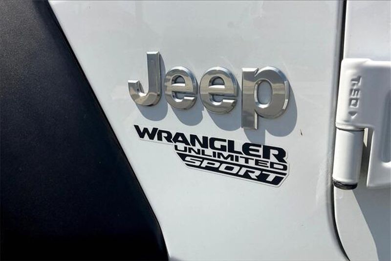 Used 2018 Jeep Wrangler Unlimited Sport SImage 31
