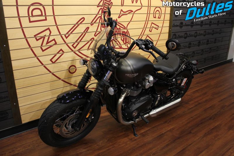 Used 2023 Triumph Bobber Image 4