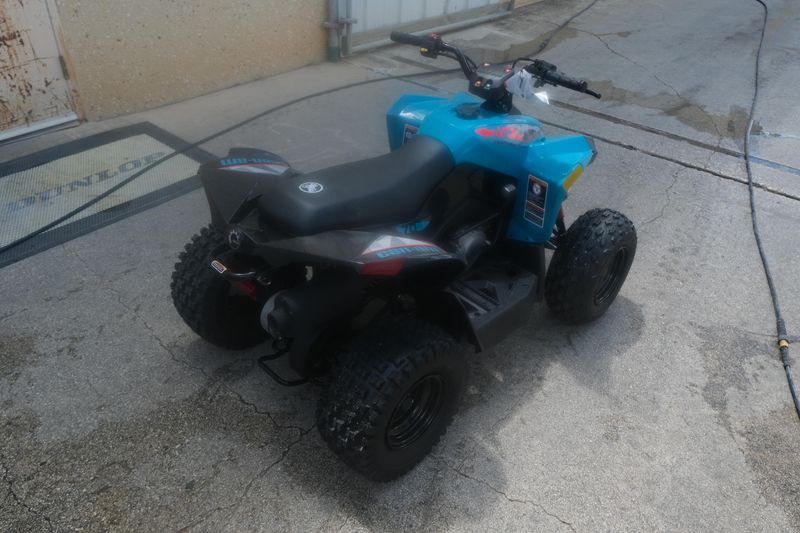 2025 Can-Am RENEGADE 70 EFI ICEBERG BLUE AND BLACK Image 3