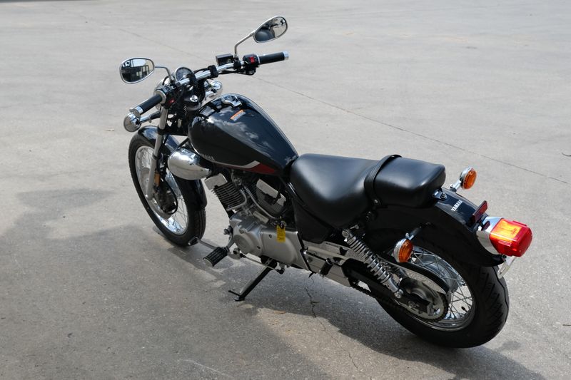 2025 Yamaha V STAR 250 RAVEN Image 14
