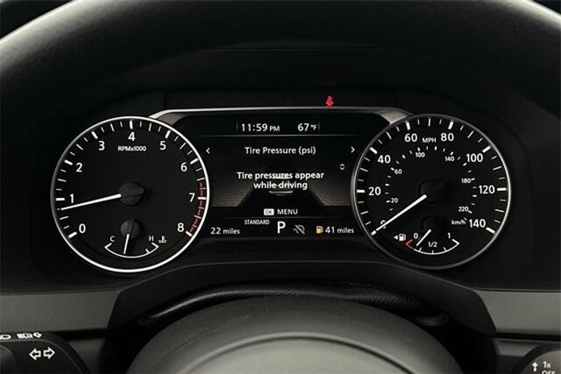 New 2025 Nissan Pathfinder SImage 22