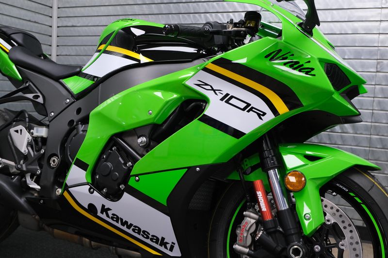 NEW 2025 KAWASAKI NINJA ZX10R KRT EDITION Image 11