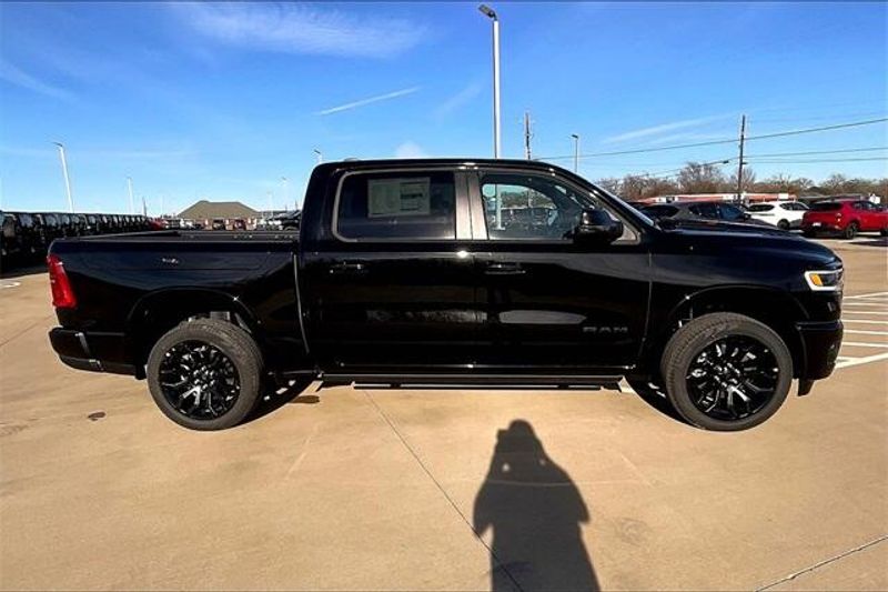 2025 RAM 1500 Limited Crew Cab 4x4 5