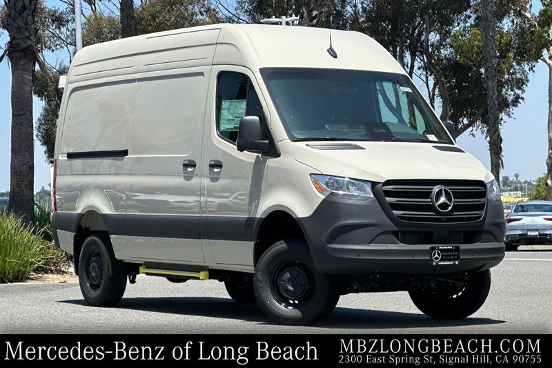 New 2026 Mercedes-Benz Sprinter 2500 Cargo 144 WBImage 1