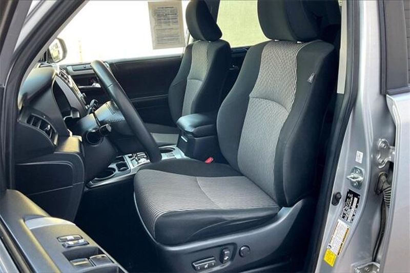 2022 Toyota 4Runner SR5Image 24