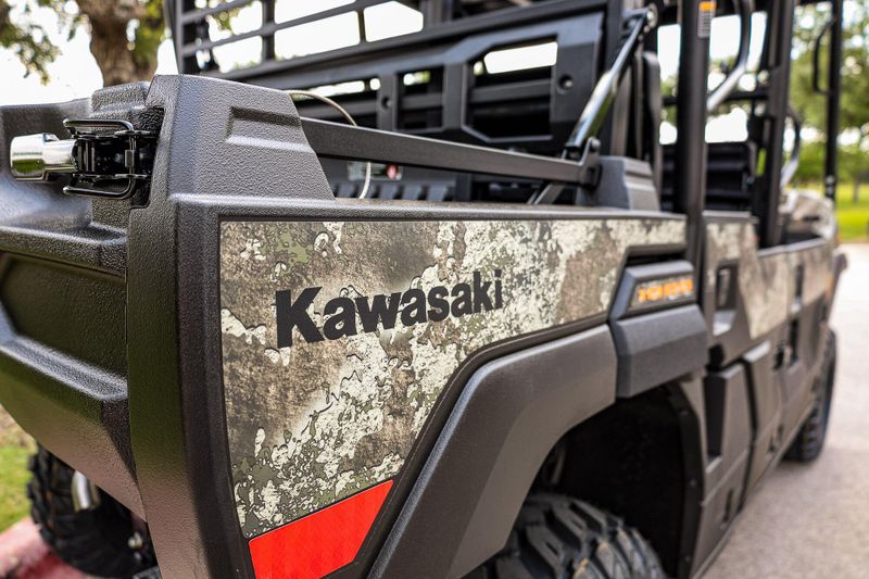 2026 Kawasaki MULE PROFXT 1000 LE CAMO  TRUETIMBER STRATA Image 9