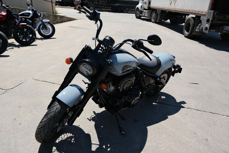 NEW 2025 INDIAN MOTORCYCLE CHIEF BOBBER DARK HORSE Image 7