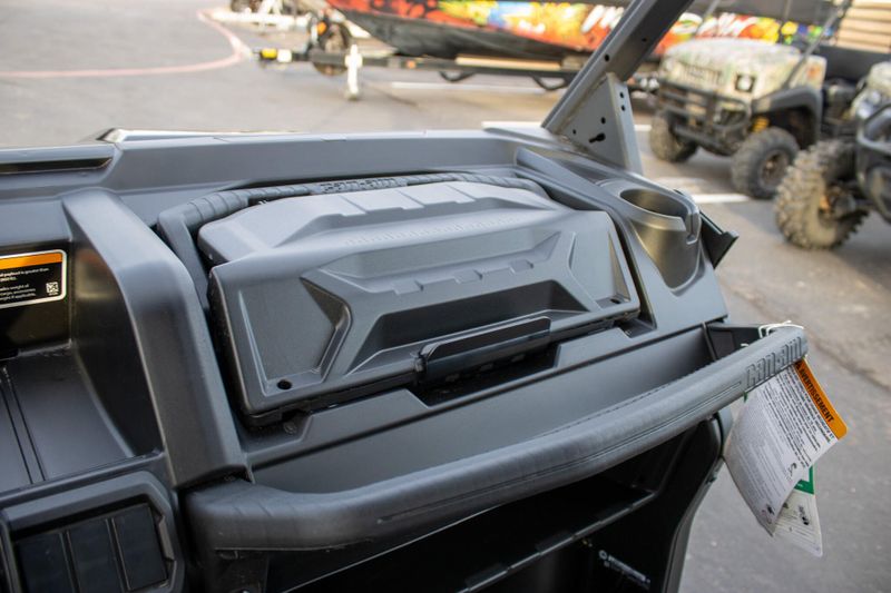 NEW 2026 CAN-AM DEFENDER MAX XT HD9 Image 19