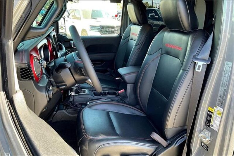 Used 2023 Jeep Gladiator RubiconImage 24