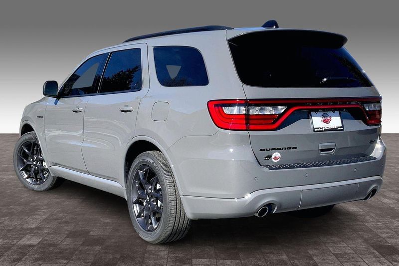 2026 Dodge Durango GT photo 2