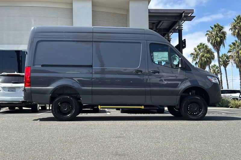 New 2026 Mercedes-Benz Sprinter 2500 Cargo 144 WBImage 3