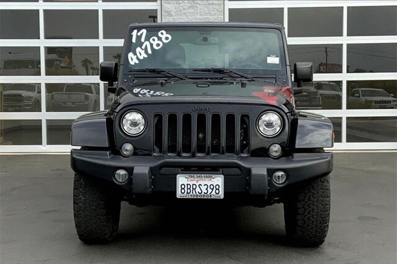 Used 2017 Jeep Wrangler JK Unlimited SaharaImage 2