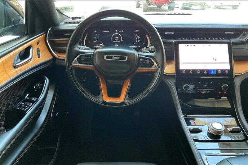 2022 Jeep Grand Cherokee 4xe Summit Reserve 4xeImage 4