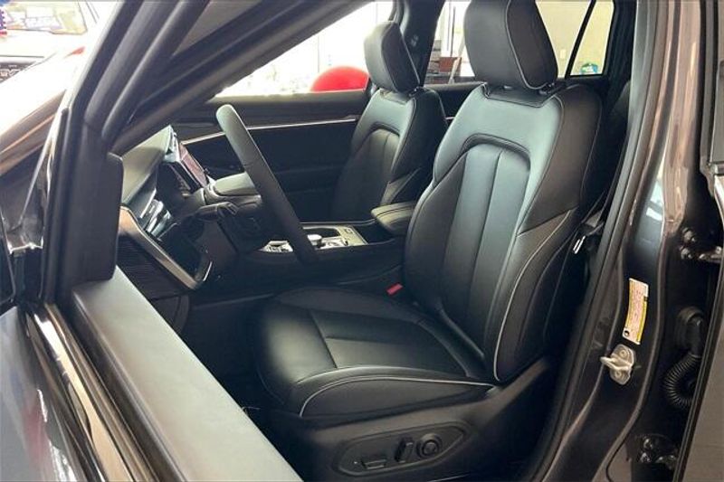 2025 Jeep Wagoneer S Wagoneer S LimitedImage 7