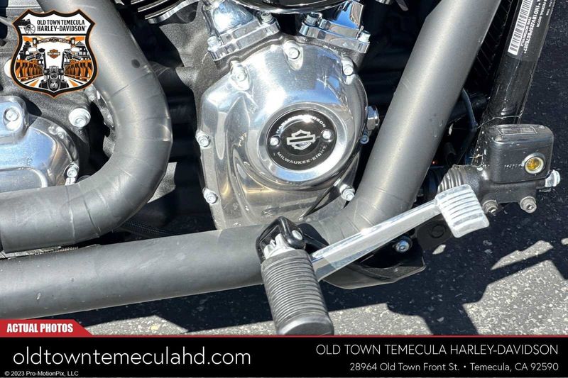 2023 Harley-Davidson Softail in a Black exterior color. BMW Motorcycles of Temecula – Southern California (951) 506-6903 bmwmotorcyclesoftemecula.com 