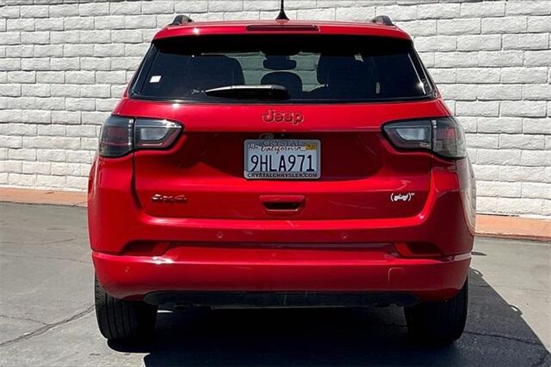 2023 Jeep Compass LimitedImage 3